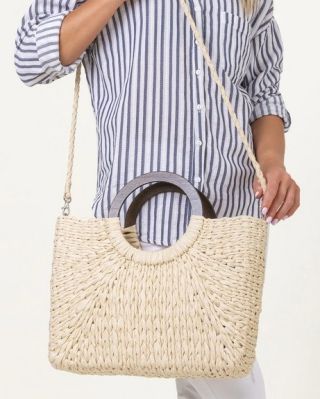 Toužíš po dokonalé letní kabelce? Spletená kabelka Tirranna s hnědým uchem je přesně to, co hledáš! Stylový boho design,...